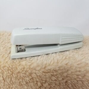 VTG Swingline White Cream Model 545 Stapler USA‎ Made